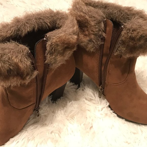 DANA BUCHMAN Faux Fur Fashion Ankle Boots Size 6,5 - Picture 5 of 8